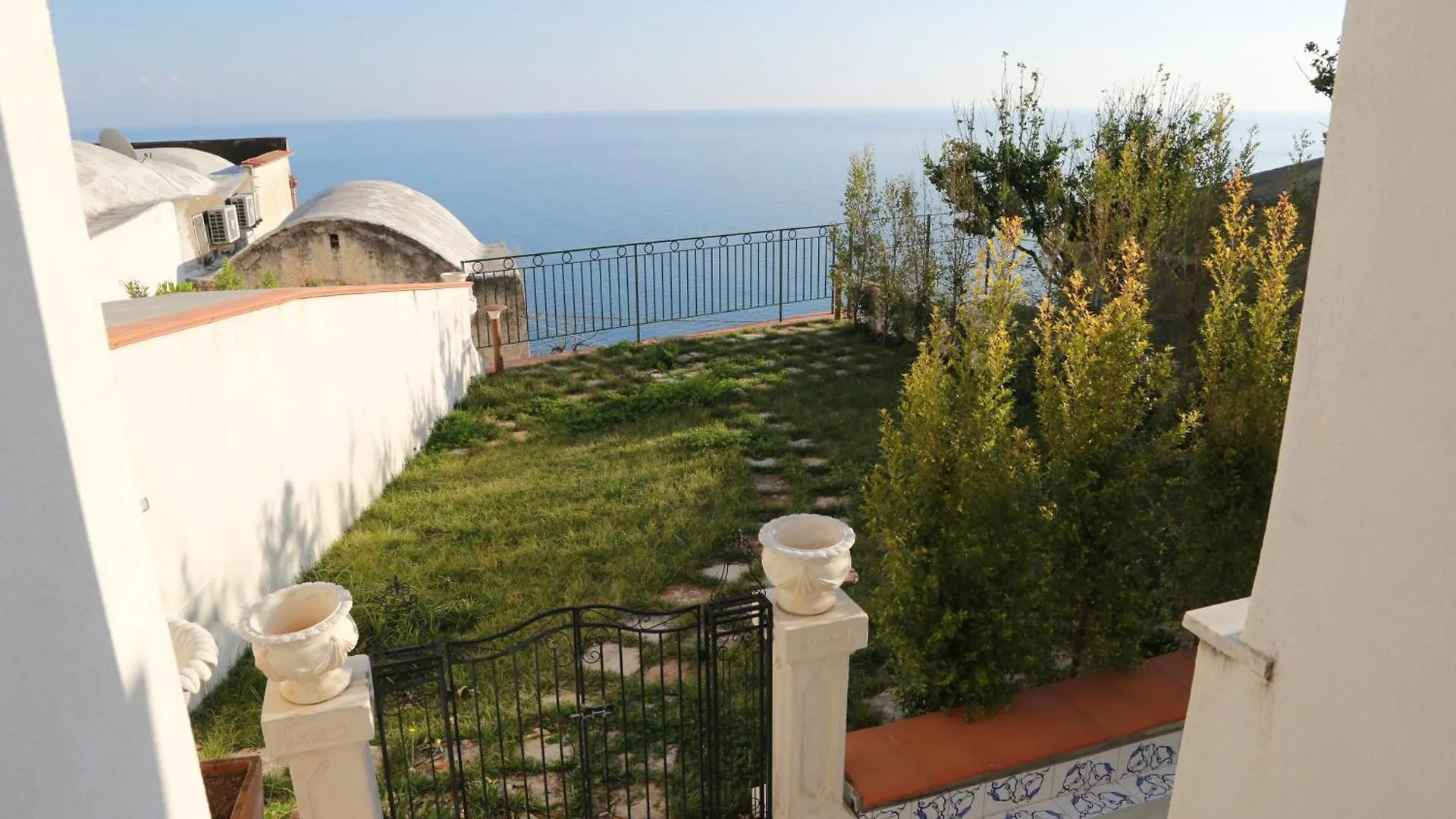 Villa Mascolo Gruppo Mascololuxuryapartments Amalfi Italy